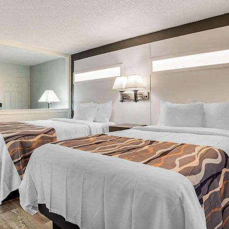 Baymont By Wyndham Montgomery Al Exterior photo