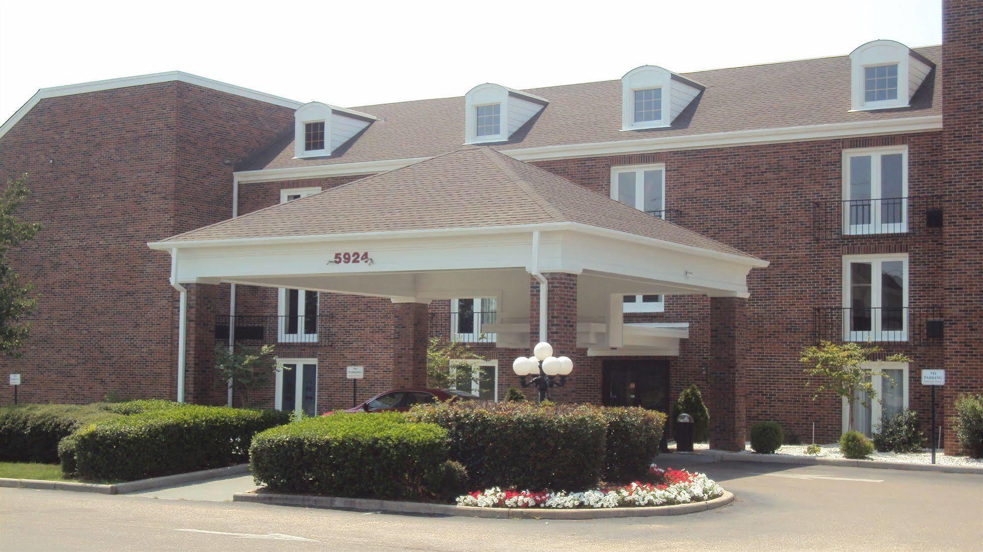 Baymont By Wyndham Montgomery Al Exterior photo
